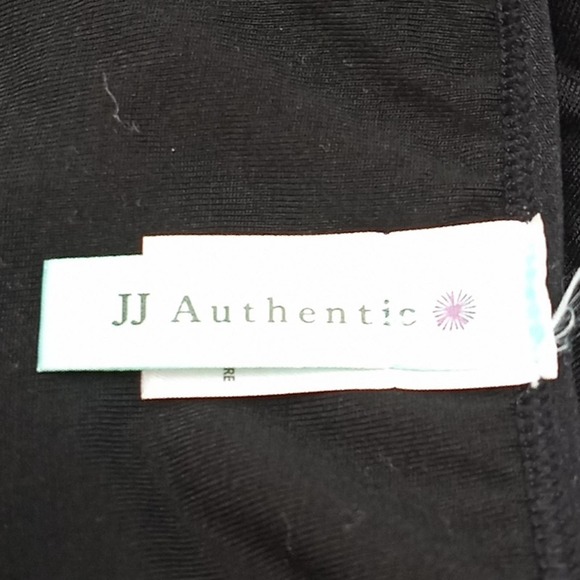 Elegant Black Maxi Dress - Picture 9 of 11